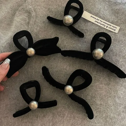 Vintage Black Flocking Hair Claw Clip Elegant Faux Artificial Pearl Bowknot Shark Clip Large Fashion Hair Accessories For Women Office