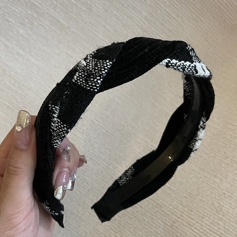 Vintage Plaid Twist Knot Headband For Women Retro Wide Fabric Hair Band Autumn Winter High Crown Anti-Slip Headwear
