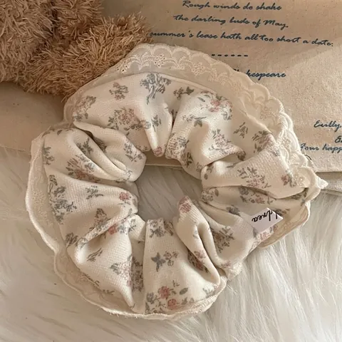 Franse Vintage Kant Bloemen Scrunchie Crèmewit Stof Geplooid Elastisch Haarelastiekje Zoet Haarsieraad Voor Dames