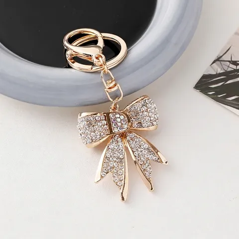 Stras Strik Sleutelhanger Elegante Metalen Alfabet Hanger Auto Sleutelring Handtas Charm Accessoire Voor Vrouwen Sieraden Cadeau
