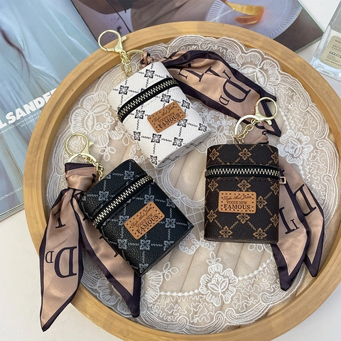 Portachiavi Mini Secchiello Monogramma Vintage Con Decorazione Nastro in Raso Custodia Auricolari Monete in Pelle PU per Donna Ciondolo Borsa Regalo