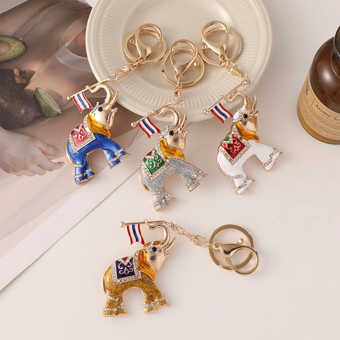 Thai Style Elephant Keychain Gold Plated Zinc Alloy Rhinestone Enameled Bag Hanging Ornament Souvenir For Men Women