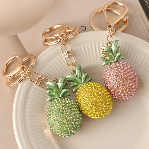 Portachiavi Creativo a Forma di Ananas con Strass per Donna Lega Metallo Ciondolo Frutta Anello per Chiavi Borsa Accessorio Regalo
