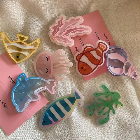 Süße Ozean Serie Acryl Haarspangen Für Frauen Mädchen Delphin Fisch Schnecke Seetext Handmade Süße Mode Pony Seite Clip