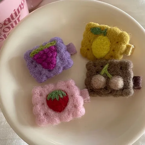 Süße Frucht Wollfilz Haarspangen Handbestickt Erdbeere Traube Kirsche Zitrone Keksform Haarnadeln Für Kinder Mädchen Haarschmuck