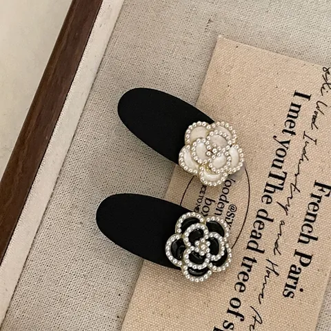 Pinza para el Cabello con Flor de Camelia Vintage Francés con Perla Artificial Elegantes Pasadores de Metal para Mujer