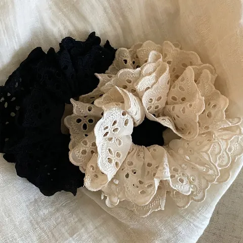 Moda Donna Elastico Capelli Traforato Pizzo Scrunchie Grande Tessuto Floreale Elastico Increspato Fascia per Capelli Elegante Accessorio
