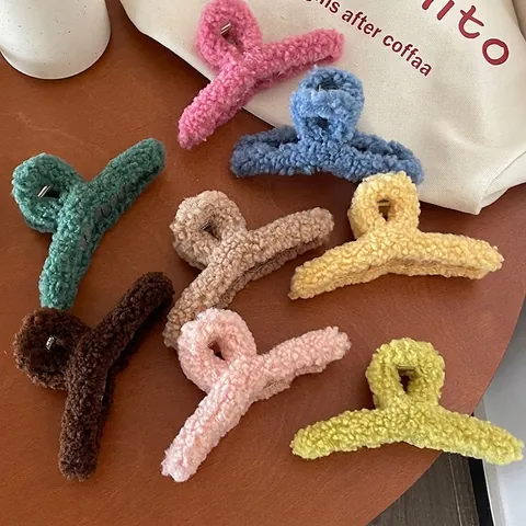 Women Faux Lambswool Hair Claw Clip Large Plush Shark Clip Winter Autumn Elegant Solid Color Hair Accessory For Thick Hair