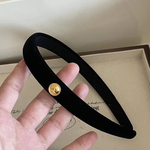 Retro Black Velvet Headband Hair Clip With Gold Metal Buckle Moon Pattern Korean Style Women Elegant Hair Accessory
