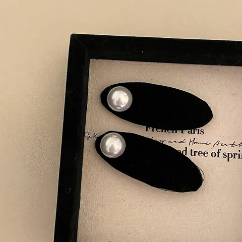 Elegante Pinza para el Pelo con Perla Artificial Flocado Vintage Terciopelo Pinza Pico de Pato Mujer Otoño Invierno Accesorios para el Cabello