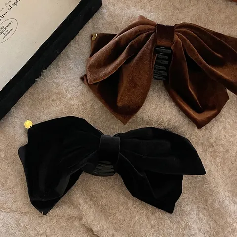 Elegante Fluweel Strik Haarclip Voor Vrouwen Zacht Handgemaakt Grote Haaienclip Khaki Bruin Haaraccessoires