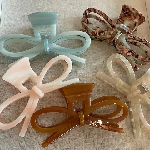 Elegante Pinza per Capelli Francese a Farfalla in Acetato per Donna Motivo Marmo Tartarugato Minimalista Grande Clip a Squalo