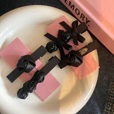 Vintage Black Satin Rose Bow Hair Clip Handmade Fabric Flower Alligator Side Clip French Style Elegant Hair Accessory Women