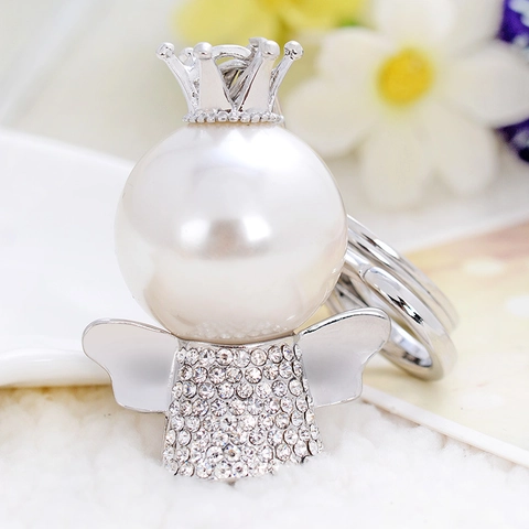 Luxury Crown Angel Faux Artificial Pearl Keychain Alloy Rhinestone Wings Bag Charm Pendant For Women Girls Fashion Jewelry Gift