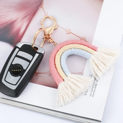 Llavero de Arcoíris Tejido a Mano Bohemio con Borla Macramé Colgante de Bolsa de Hilo de Algodón Regalo para Mujer