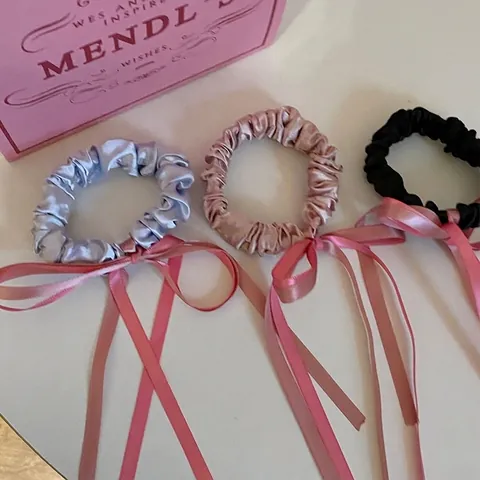 Elegante Satijnen Strik Scrunchies Met Lang Lint Balletstijl Handgemaakte Elastische Paardenstaarthouder Voor Dames Meisjes