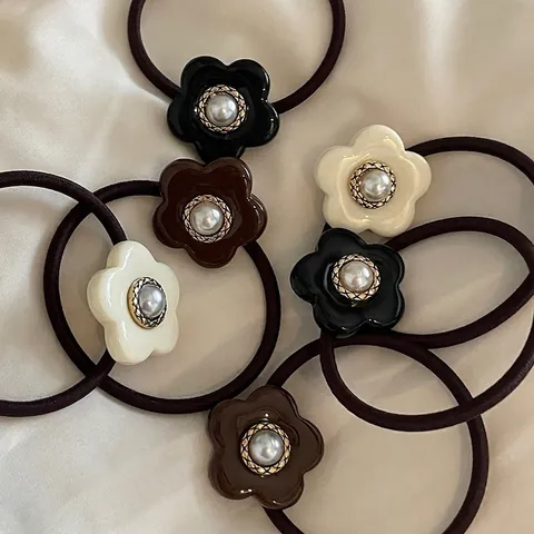 Coletero Vintage con Flor de Perla Artificial para Mujer Banda Elástica para el Cabello Scrunchie Floral Elegante Accesorios para el Cabello