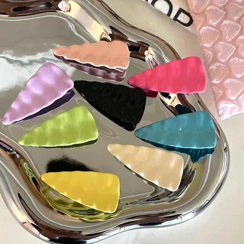 Macaron Candy Color Wave Edge Triangle Hair Clip For Women Geometric Textured Duckbill Side Clip Simple Daily Hair Accessories