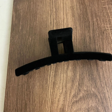 Pinza de Pelo Grande Flocada para Mujer Pinza de Tiburón Mate Accesorios de Pelo Geométricos Color Sólido Estilo Cangrejo
