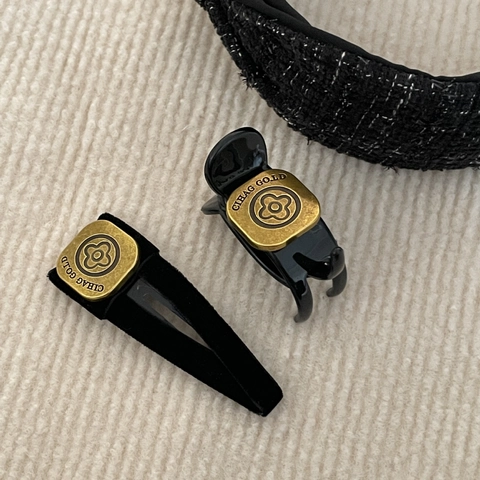 Fermaglio a Scatto in Velluto Nero Vintage Con Placca Quadrata Oro Floreale Accessori per Capelli in Metallo Retrò per Donna
