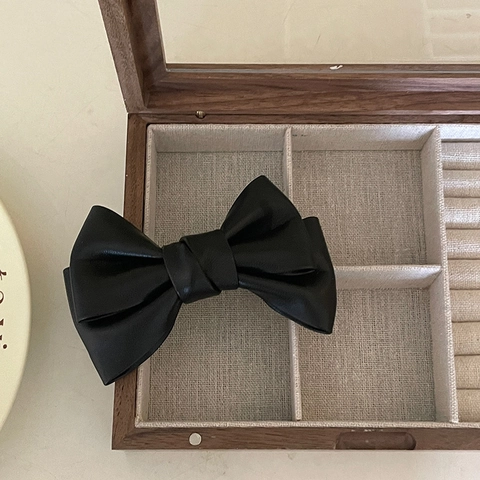 Vintage PU Leather Bow Hair Clip For Women Alligator Clip Elegant Solid Color Hair Accessories Daily Office Travel