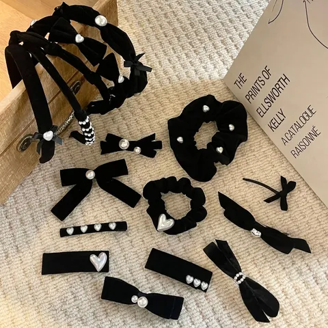 Vintage Black Velvet Bow Hair Clips For Women Elegant Faux Artificial Pearl Heart Decor Headband French Style Scrunchie Hair Accessories