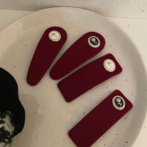 Vintage Weinrot Samt BB Haarclip Für Damen Eleganter Blumen Rose Relief Perlenbesatz Kopfschmuck Retro Haaraccessoire