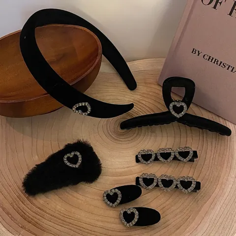 Fermo Immagine a Cuore in Velluto con Strass Retrò Fatto a Mano Elegante Clip a Becco d'Anatra in Tessuto Accessori Capelli Donna