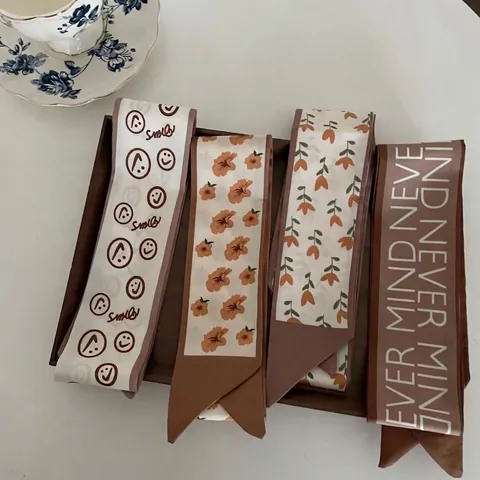 Elegante Foulard in Raso Con Stampa Floreale E Lettere Per Donna Stile Coreano INS Nastro Per Borse Twilly Fascia Capelli