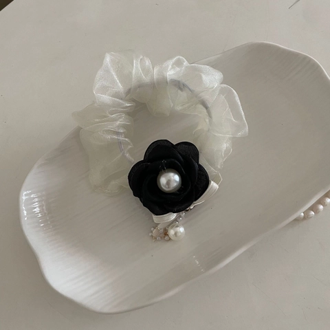 Coletero de Flores de Malla Vintage Francés Elegante Lazo para el Cabello de Organza Con Camelia de Perlas Artificiales de Imitación