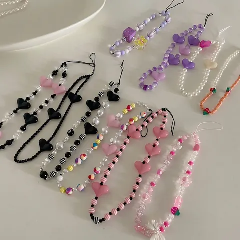 Bijou de Téléphone Perlé Cœur Fraise Étoile Papillon Résine Acrylique Künstliche Perle d'Imitation Dragonne Poignet Bijoux Femme