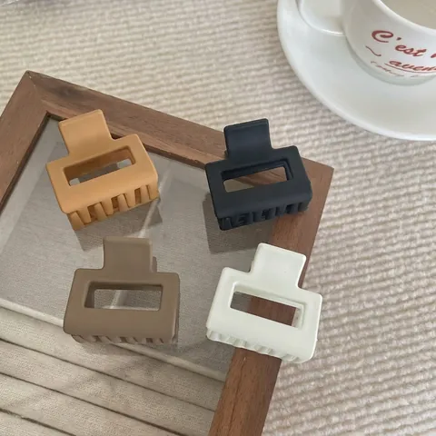 Kleine Quadratische Haarklammer Aus Mattem Acryl Im Koreanischen Stil Für Damen Minimalistische Geometrische Haarkrabbe Haarschmuck