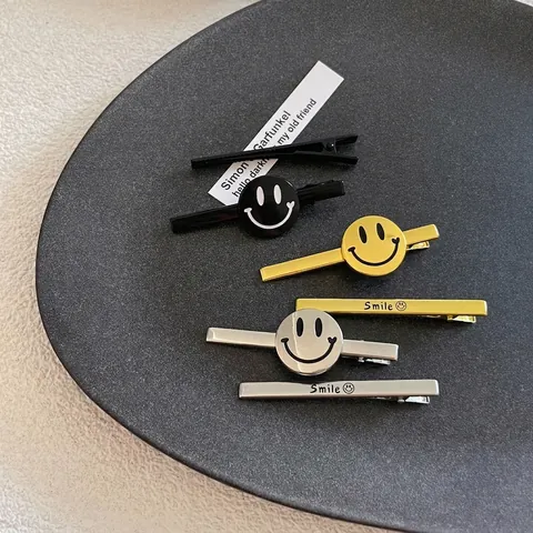 Fashion Metal Smiley Face Duckbill Clips Cute Smile Letter Hair Pins Set Minimalist Gold Silver Black Hair Side Clips For Women