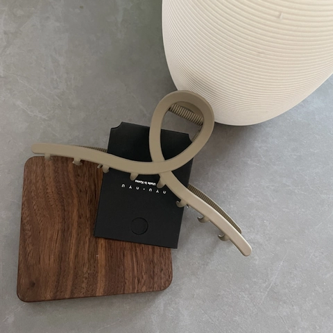 Matte Legering Haarklem Voor Dames Geometrische Kruis Haarklem Elegante Minimalistische Haaraccessoire Voor Dik Haar Cadeau