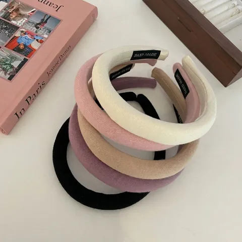 Women Padded Sponge Headband Solid Color Textured Fabric Hair Hoop Vintage Elegant Handmade Hair Accessories For Daily Styling