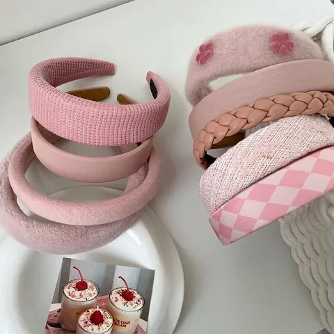 Diadema Trenzada de PU Rosa Dulce Banda de Pelo Acolchada Ancha Minimalista Estilo Coreano Aro de Pelo de Tela Mujer Moda Diaria Accesorios para el Cabello