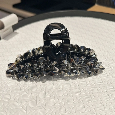 Luxury Rhinestone Large Hair Claw Clip Elegant Irregular Shark Clip Smoky Gray Crystal Hair Accessories For Women Thick Hair Styling