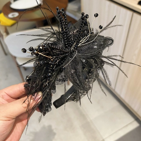 Elegant Black Feather Beaded Headband With Lace Sequins Vintage Gothic Banquet Party Hair Band For Women Hair Accessories