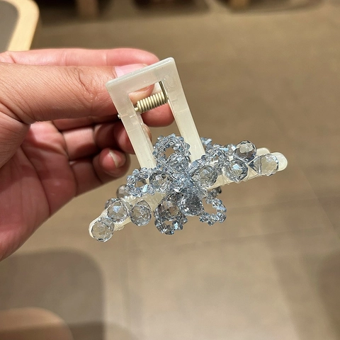 Luxe Strass Bloem Haarklem Elegante Hars Haai Clip High End Haaraccessoire Voor Dagelijks Feest Vrouwen Sieraden