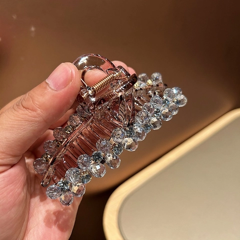 Large Crystal Hair Claw Clip Korean Rhinestone Shark Clip Elegant Handmade Resin Hair Clamp For Women Hair Accessories