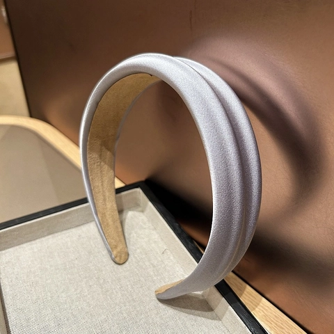 Retro Padded Satin Headband For Women Solid Color Silver White Thick Sponge Filled Hair Hoop Vintage Style Hair Accessories