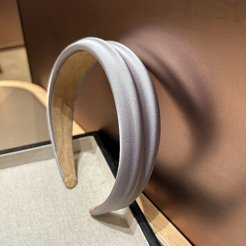 Retro Padded Satin Headband For Women Solid Color Silver White Thick Sponge Filled Hair Hoop Vintage Style Hair Accessories
