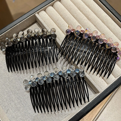 Peigne à Cheveux Strass de Style Coréen pour Femmes Élégant Peigne à Insertion en Plastique Fait Main avec Perles de Cristal Artificiel
