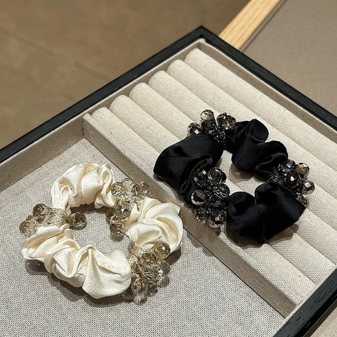 Elegante Satijnen Strass Scrunchie Voor Dames Koreaanse Stijl Hoog Elastische Haarring Kristallen Kraal Paardenstaarthouder