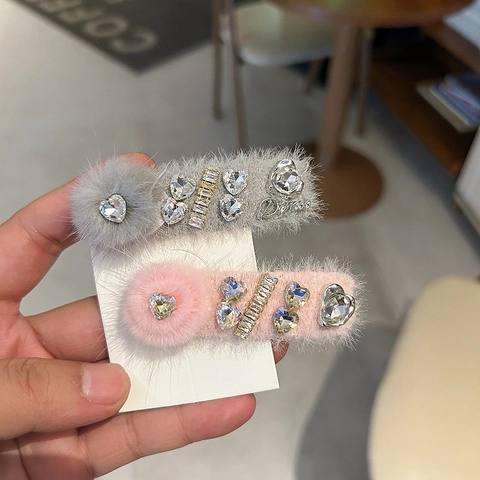 Barrette Cheveux Rectangulaire Élégante En Peluche Avec Strass En Forme De Coeur Style Coréen Pince BB Bijoux Femmes