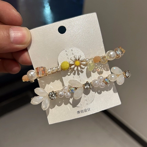 Pince À Cheveux Style Coréen En Alliage Cristal Artificiel Fausse Künstliche Perle Motif Floral Pince Bec De Canard Pour Femme