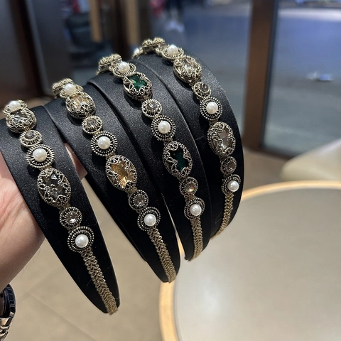 Baroque Vintage Rhinestone Artificial Pearl Wide Headband For Women Luxury Black Satin Alloy Crystal Hairband Party Fashion Jewelry