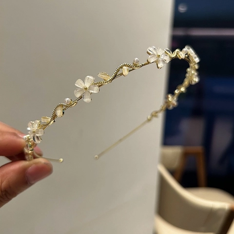 Elegante Diadema Floral de Aleación Dorada Con Perlas Artificiales y Flores de Resina Dulce Banda para Boda Fiesta Mujer