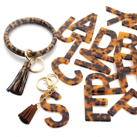 Llavero De Muñeca De Cuero PU De Leopardo Con Colgante De Letra De Acrílico De Carestía Y Borla De Gamuza Para Decoración De Bolso