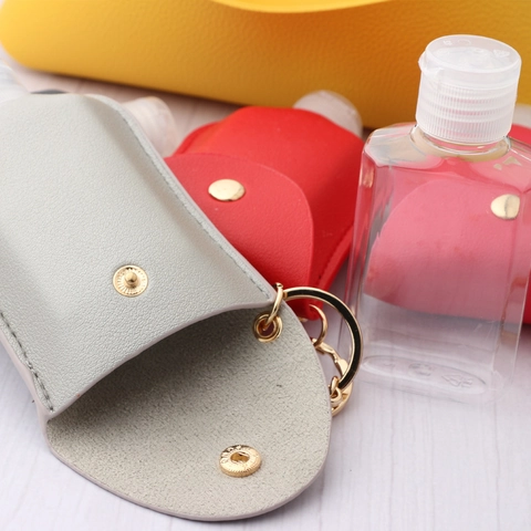 Portachiavi con Flacone Disinfettante Mani Ricaricabile Portatile Custodia in Pelle PU Chiusura in Metallo per Viaggio Borsa